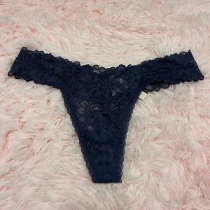 2/$10 Victoria’s Secret Thong